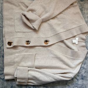 H&M cream cardigan with light tortoise button